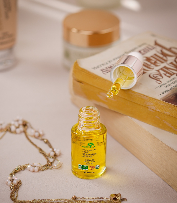 Organic prickly pear seed oil