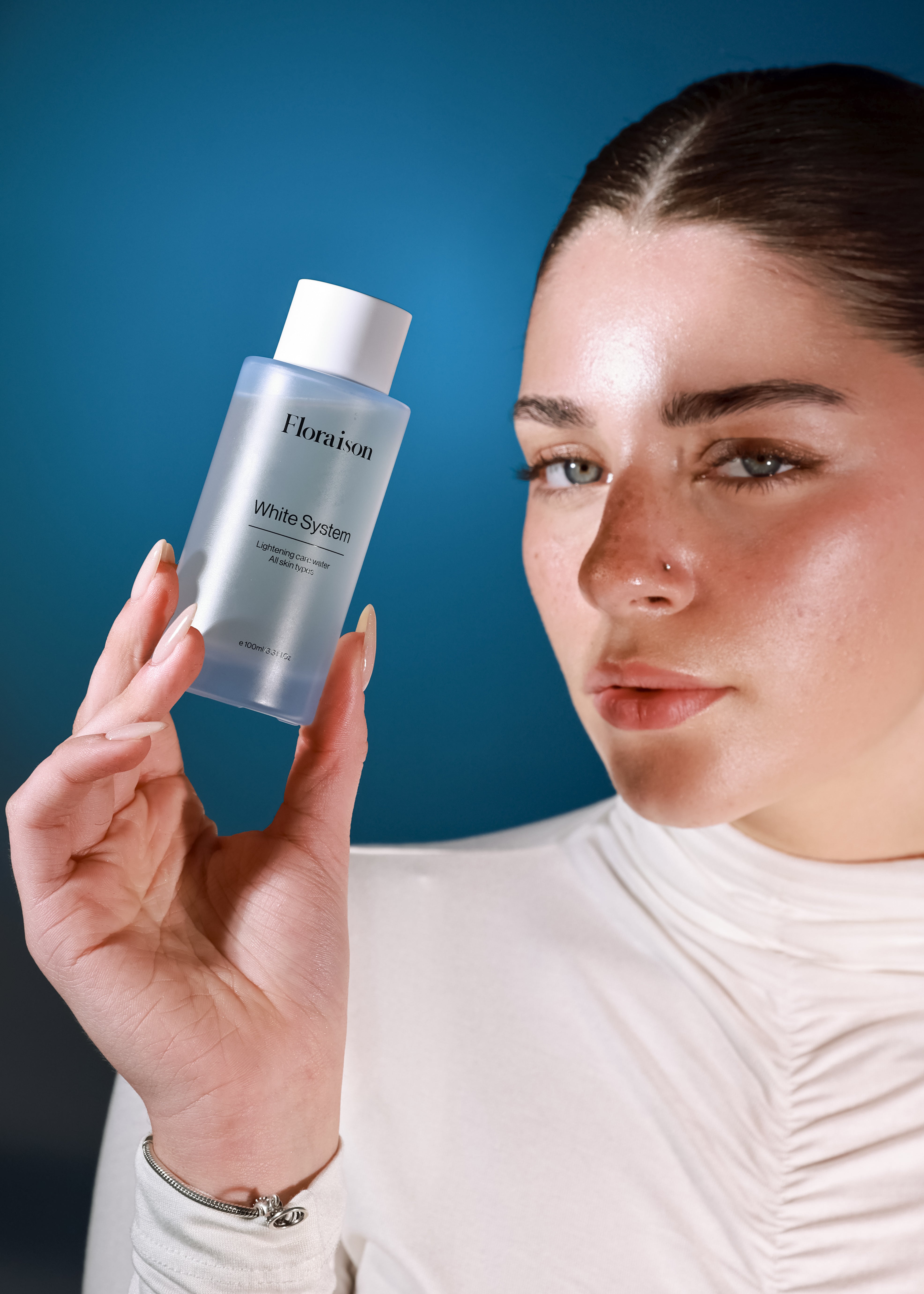 Eau de soin White System