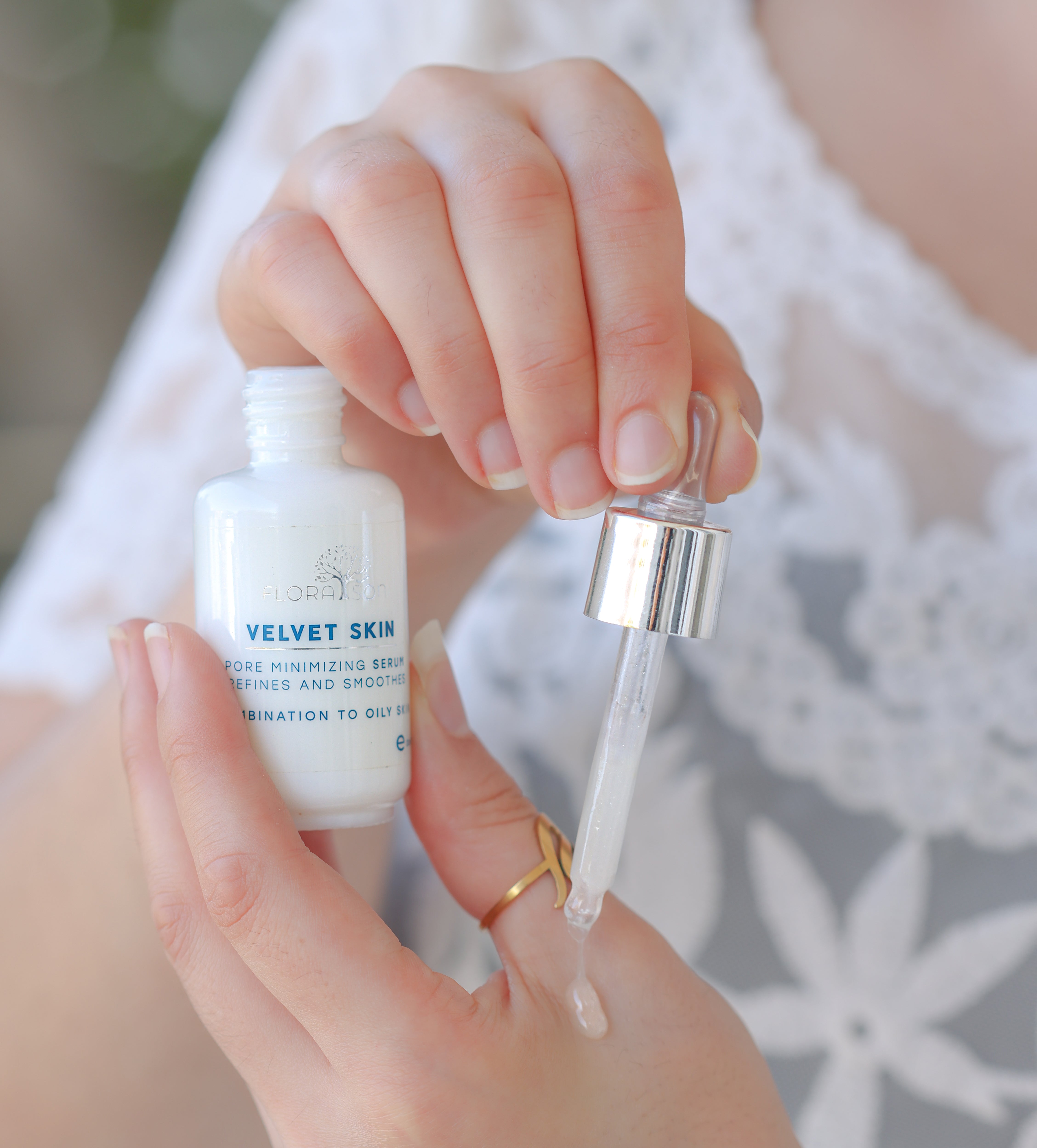 VELVET SKIN Serum