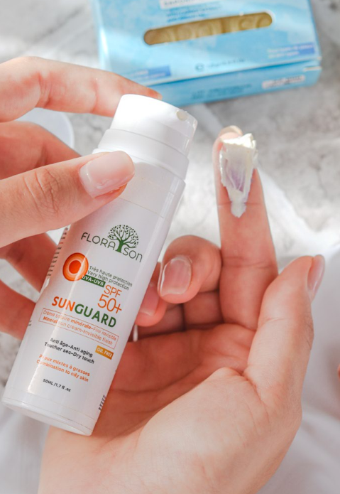 SUNGUARD Combination to oily skin spf 50+ invisible