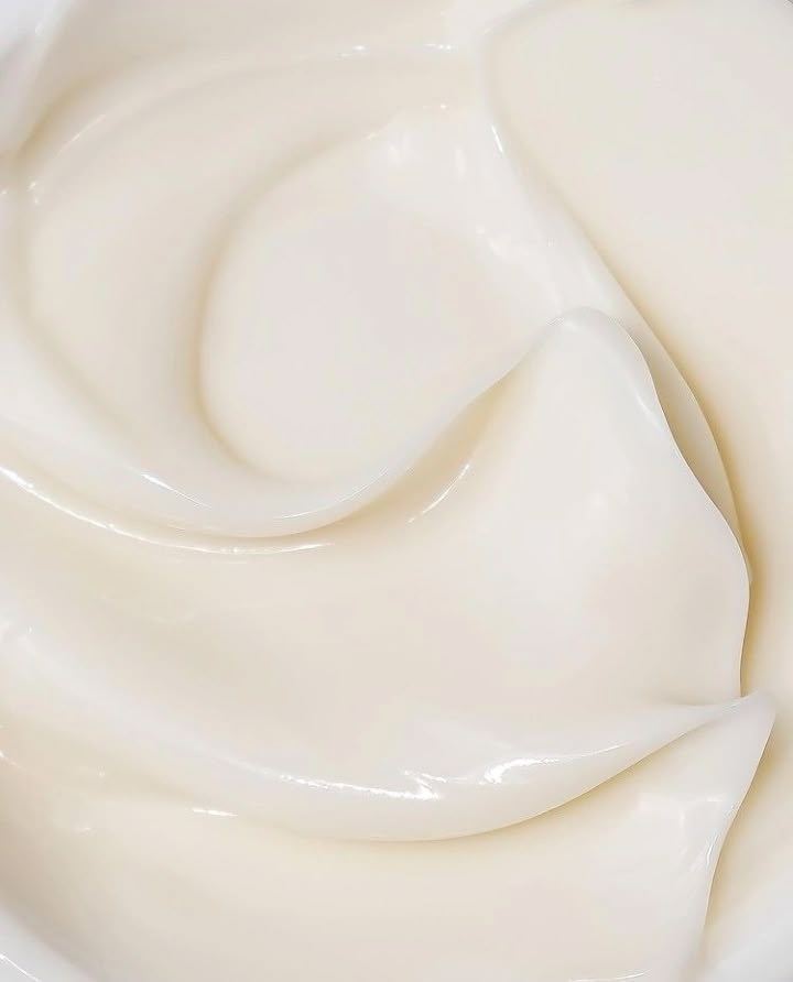 White System Cream Combination to oily skin